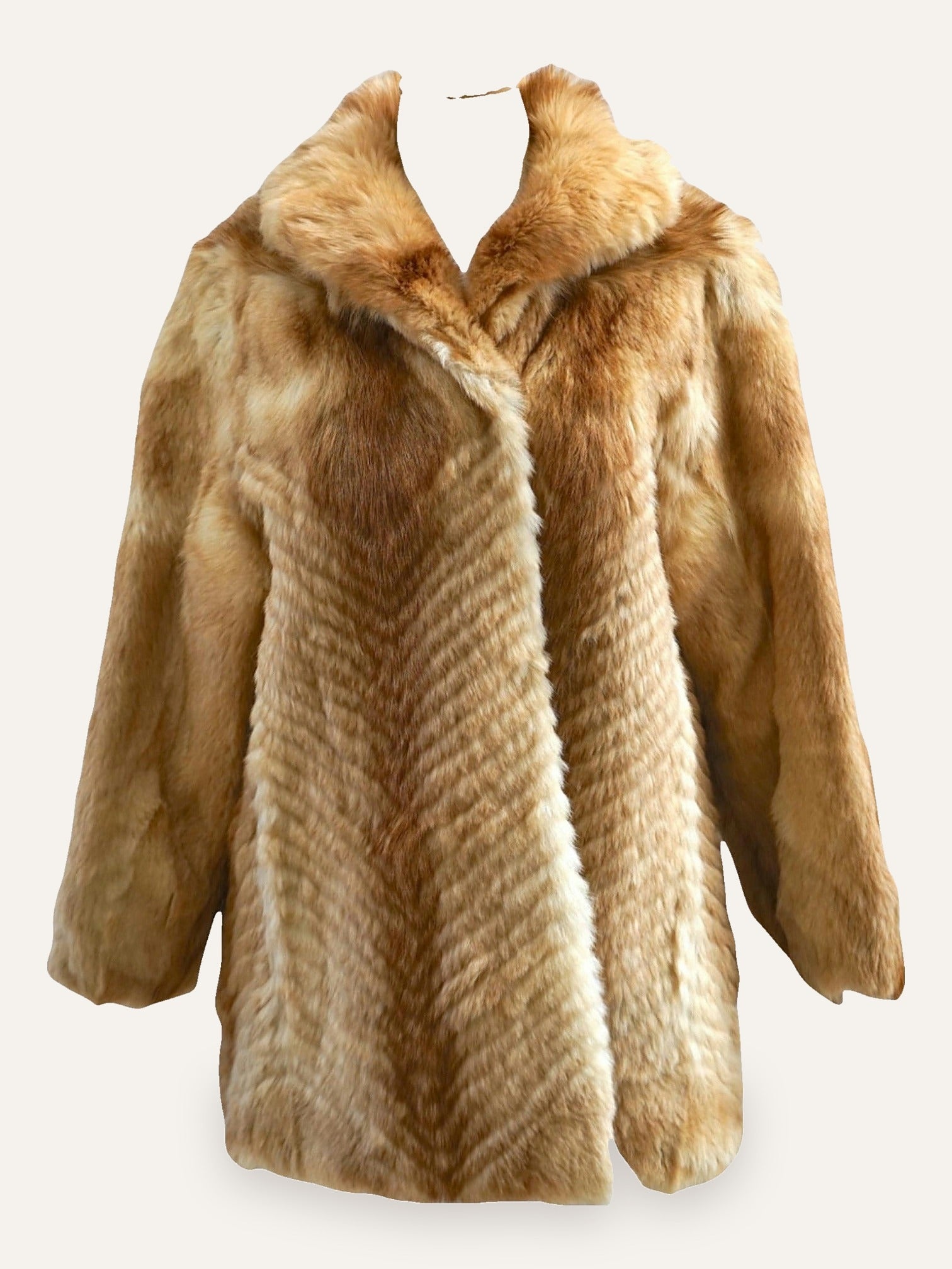Gaewolf Exclusive Chevron-Cut Fox Fur Coat