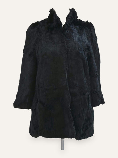Mid-Length Noir Fur Coat