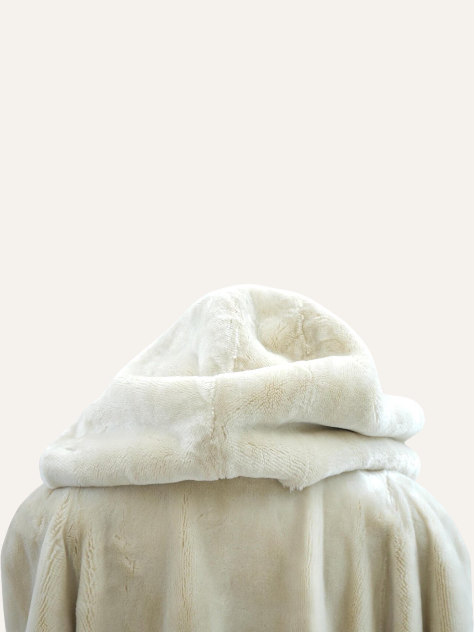 Anemoia Vestiaire ivory white faux fur coat with hood. Luxurious, soft vegan fur, mid-length, full-front closure, fully lined.