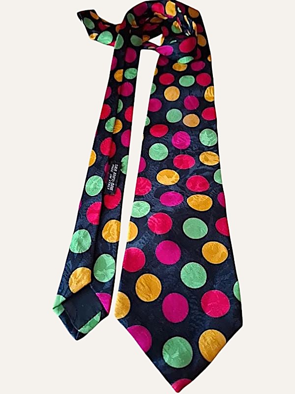 Brioni Pure Silk Polka Dot Tie in Navy