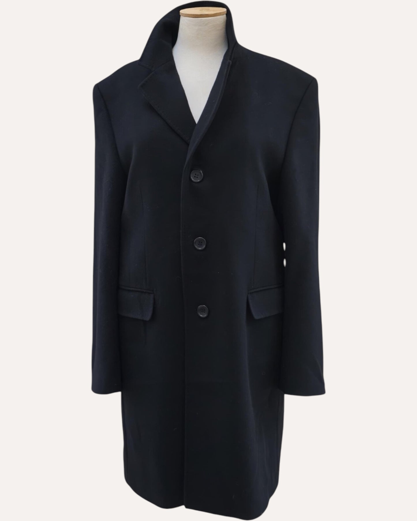 Pure Cashmere Coat in Black