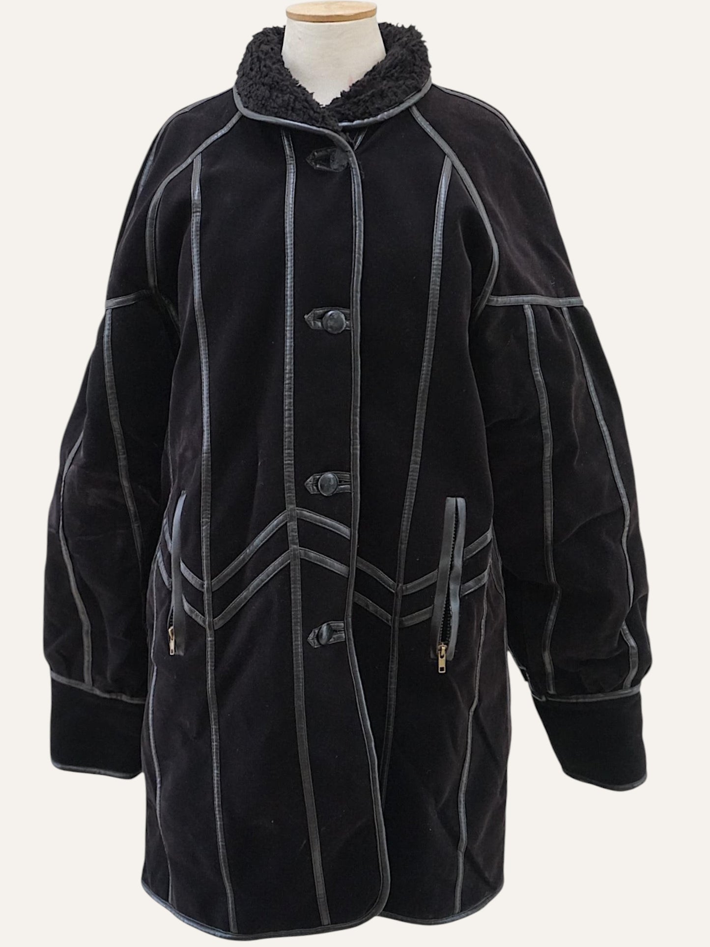 Succedeir Velvet Noir Shearling Coat