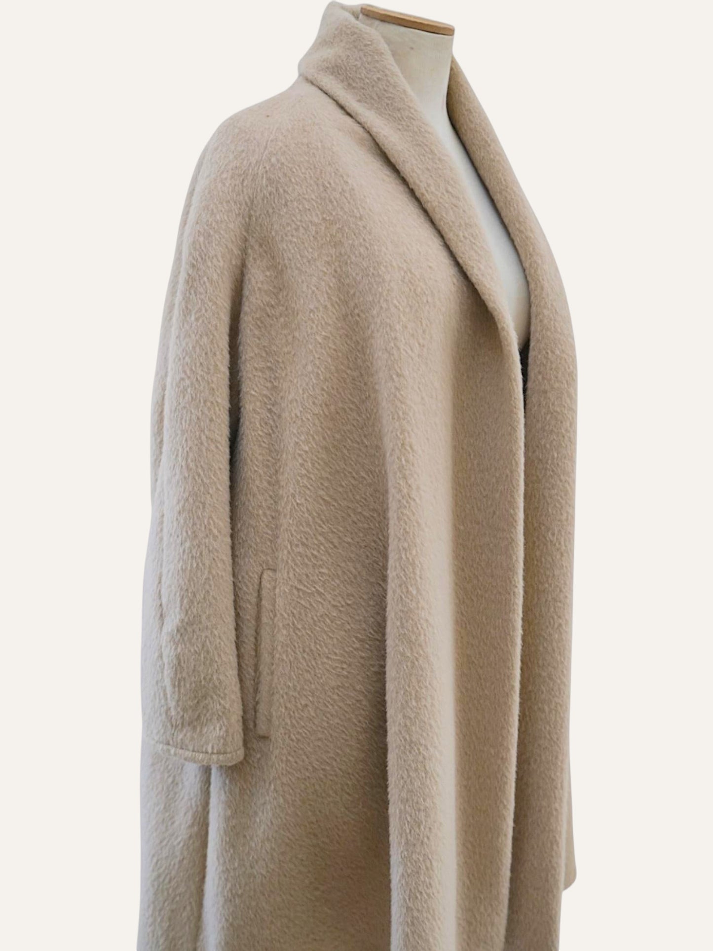 Alpaca wool coat, fabric texture detail