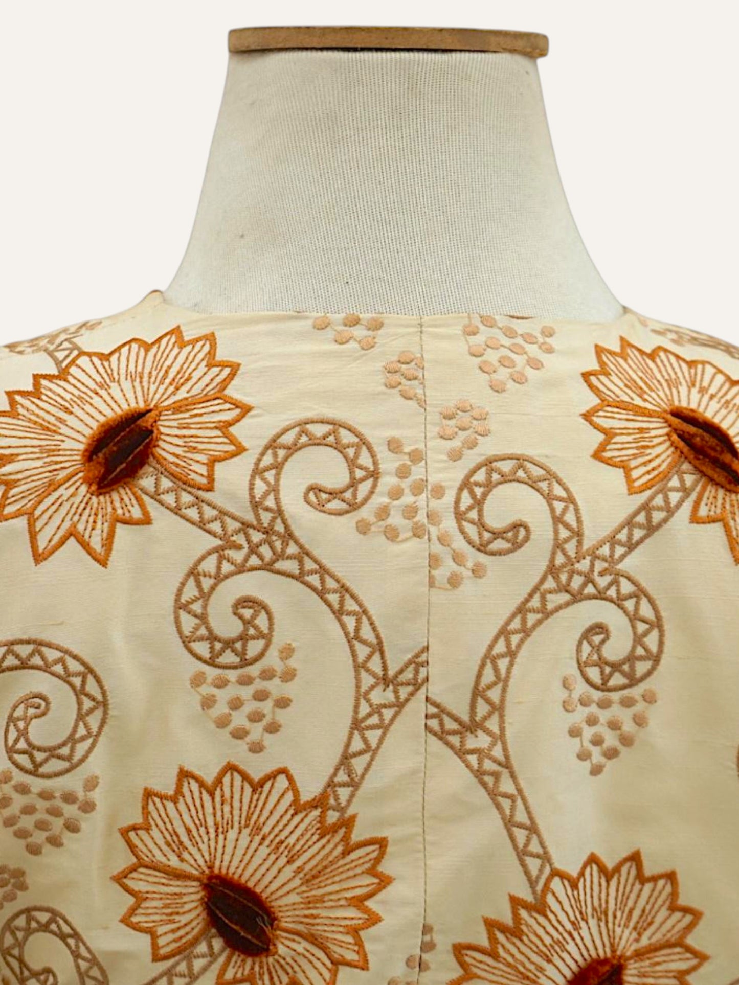 Elégance Paris Silk Embroidered Floral Jacket