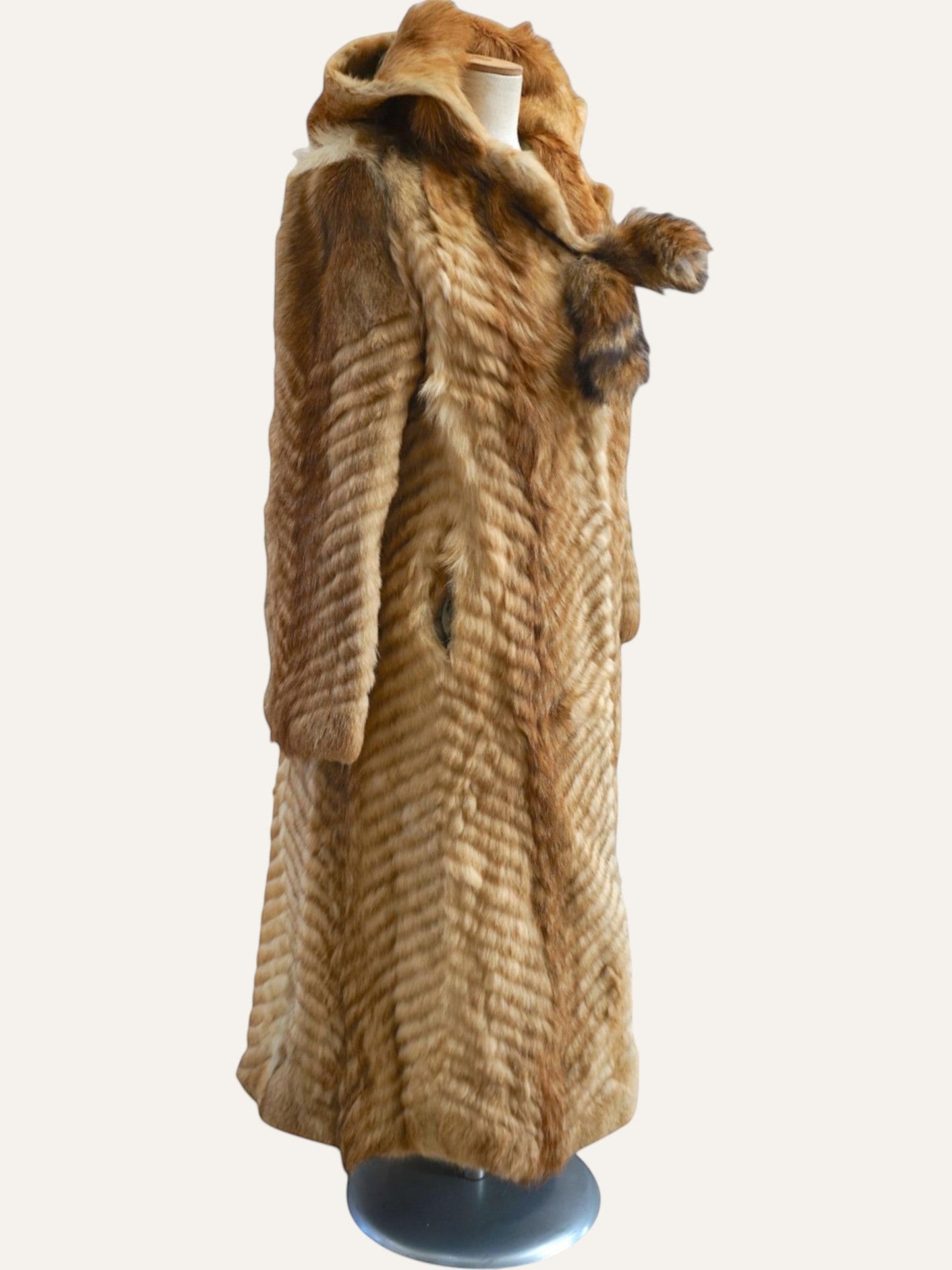 Giorgio Mobiani Chevron-Cut Fox Fur Coat