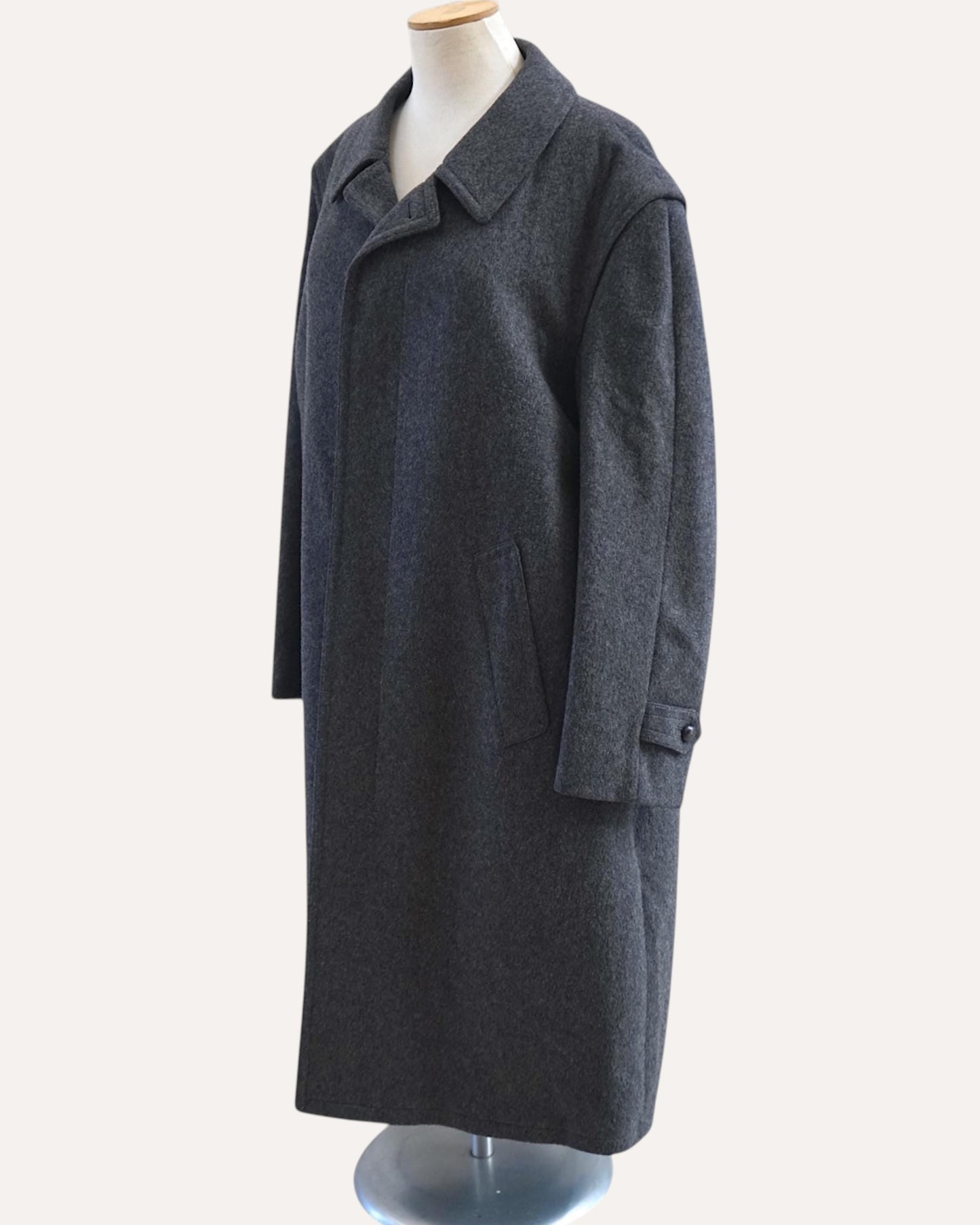 Souverän Wool Balmacaan Overcoat