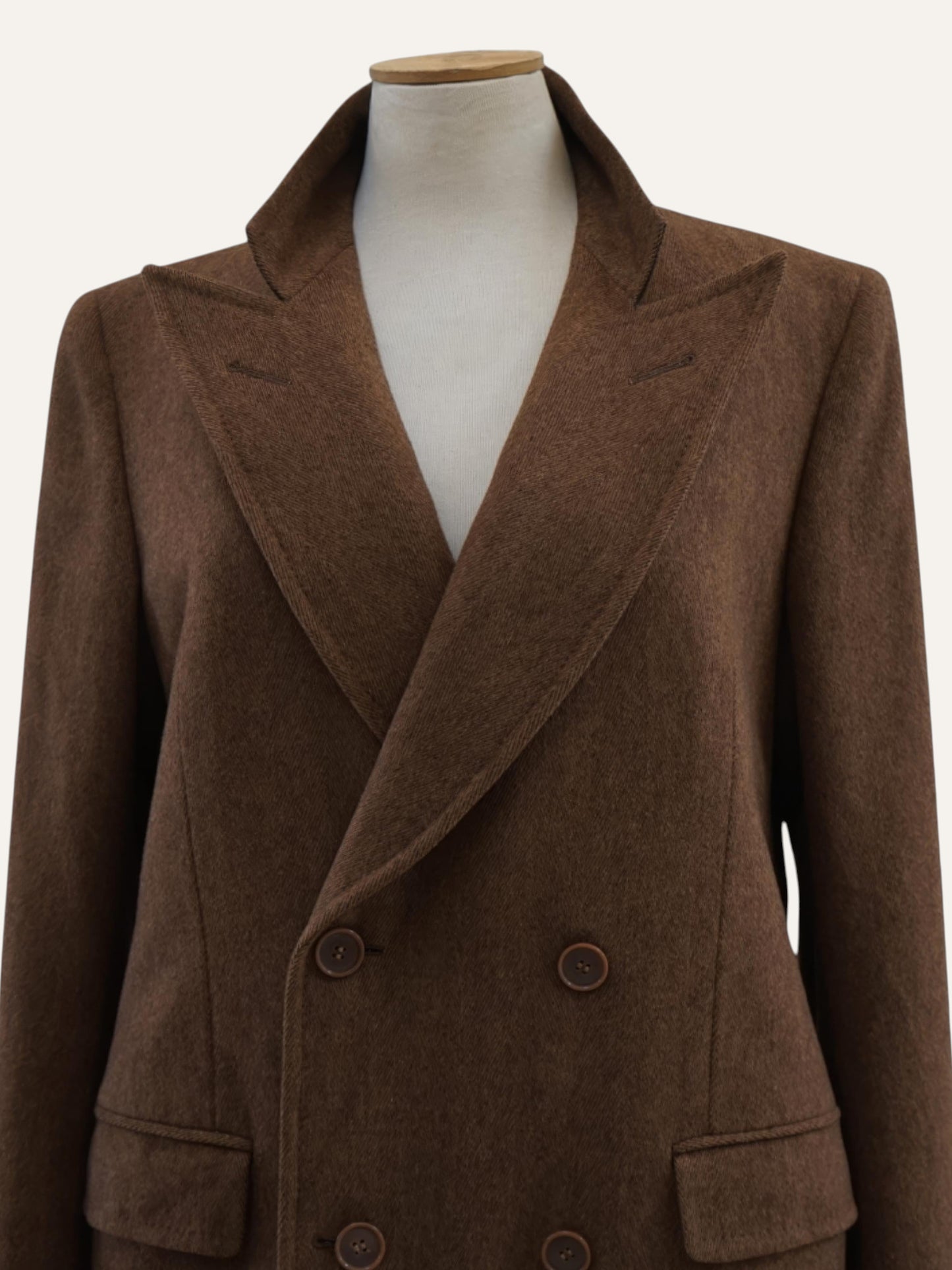 Avrelia Biella Cashmere & Wool Peak-Lapel Coat