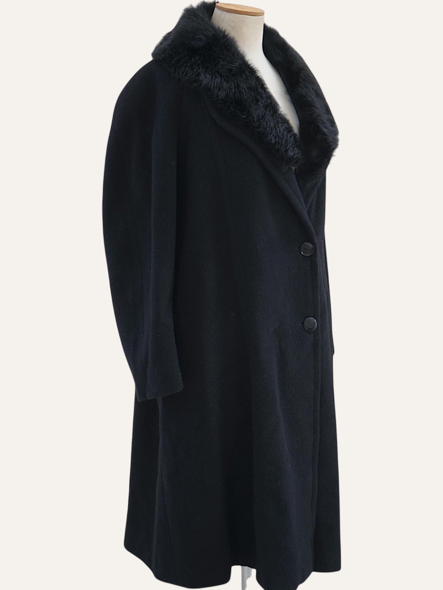 Black wool overcoat with fur collar detail