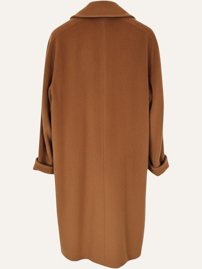 Piacenza 1733 Supercashmere Double-Breasted Coat in Camel