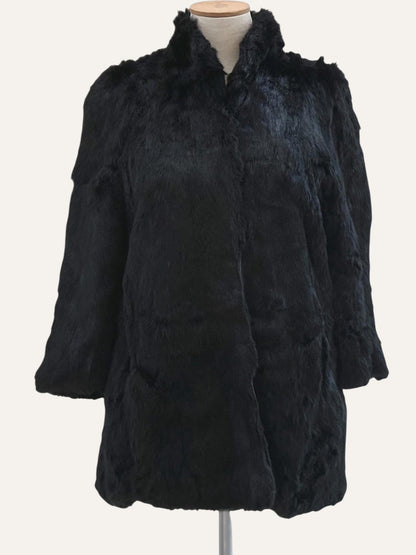 Mid-Length Noir Fur Coat