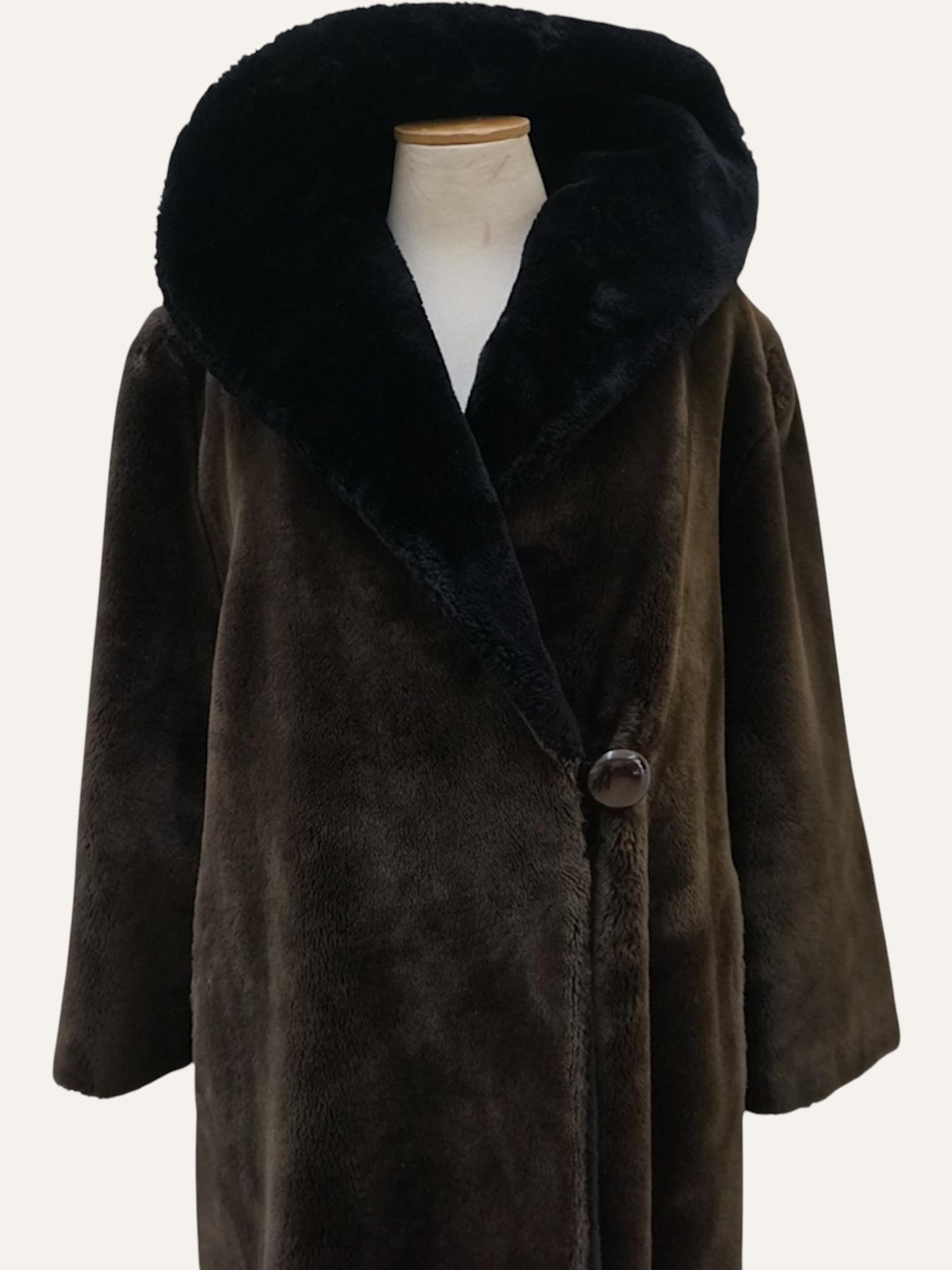 La Babilana Faux Fur Maxi Coat